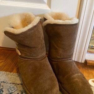 Bear paw boots